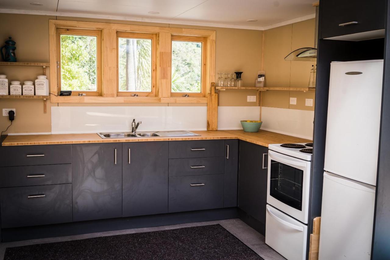 Maitai Whare Iti - Adventure Cabins & House ネルソン エクステリア 写真